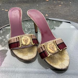 Gucci heels Size 7 1/2.